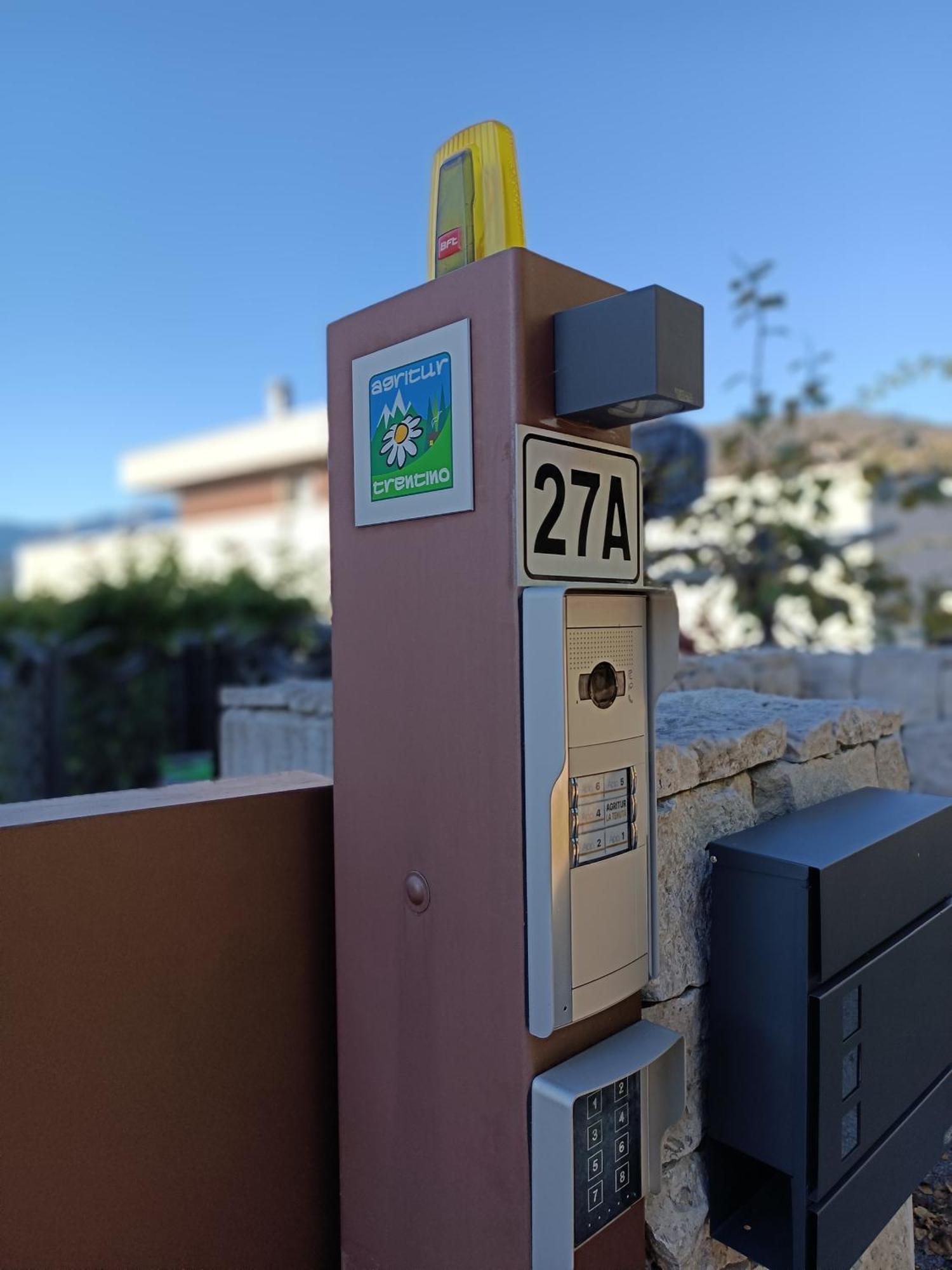 Appartamenti Moderni, Luminosi E Tranquilli Con Parcheggio Privato - Agritur La Tenuta ترينتو المظهر الخارجي الصورة